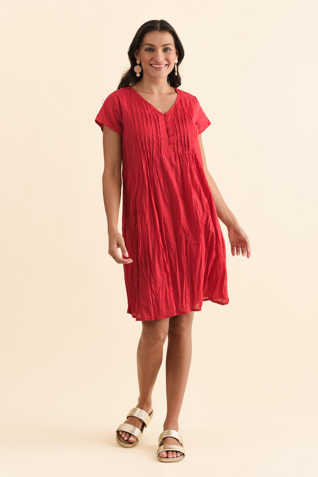 Sabina Red Crinkle Cotton Dress,Brunette model,alt text|model:Brontie image 3
