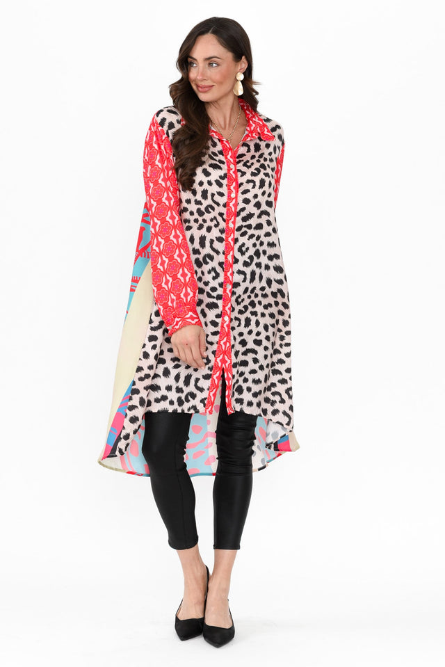 Samantha Pink Leopard Tunic,Brunette model,alt text|model:Elouise image 1