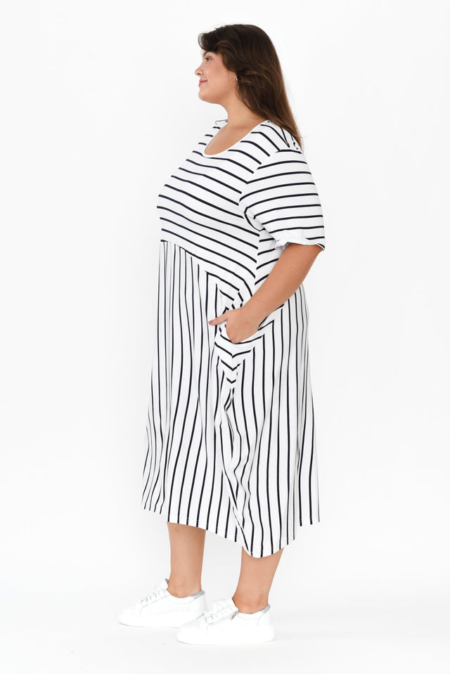 Samiya White Stripe Bamboo Dress,Brunette model,alt text|model:Gabby image 12