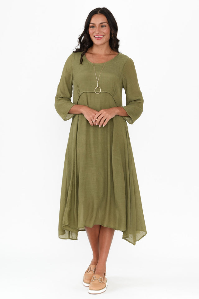 alt text|model:Brontie image 7