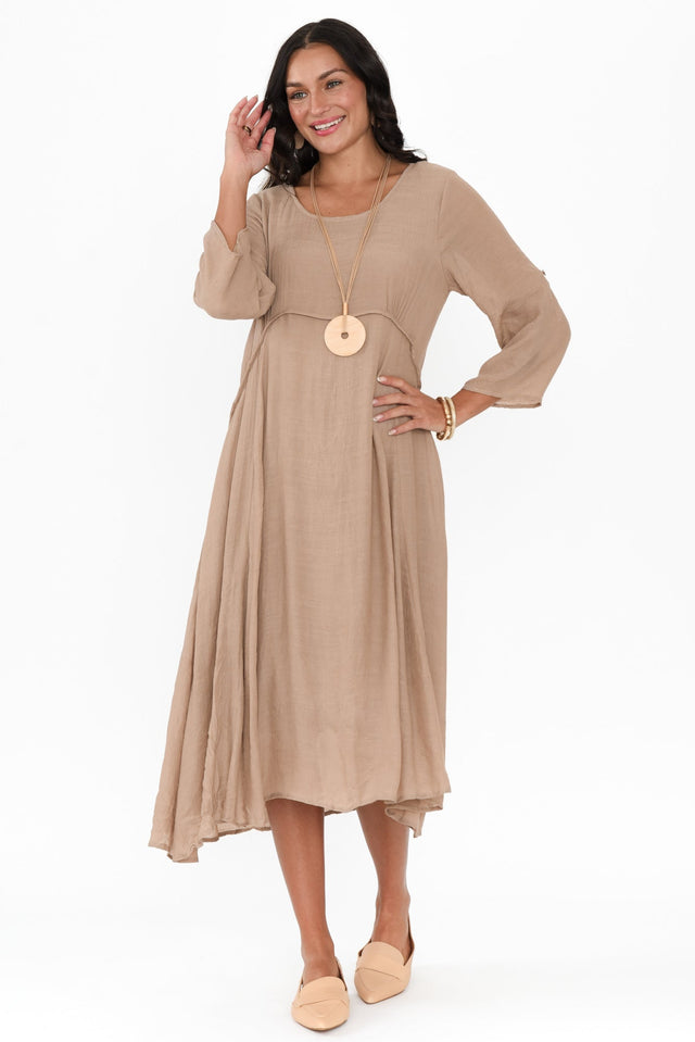 alt text|model:Brontie image 7