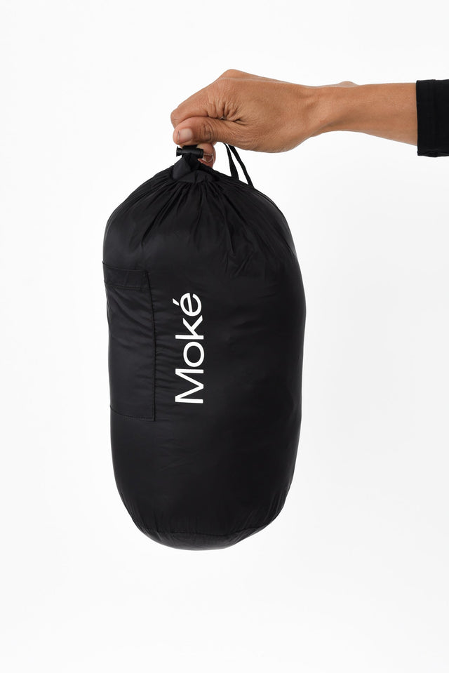 alt text|model:Cara image 8