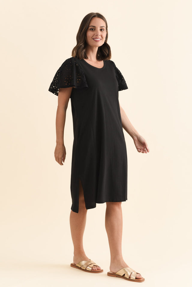 alt text|model:MJ image 4