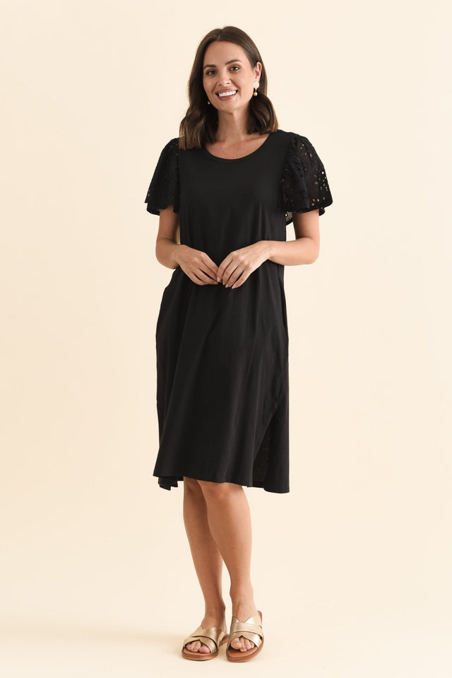 alt text|model:MJ image 3