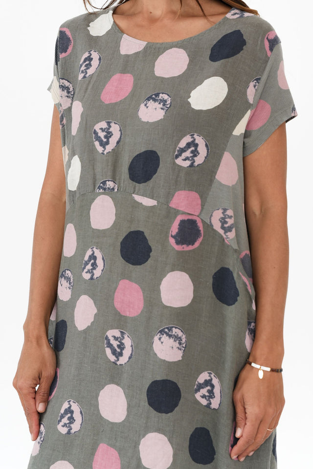 alt text|model:Cara image 7