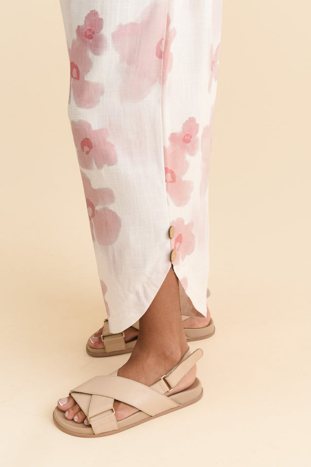 alt text|model:Brontie image 6