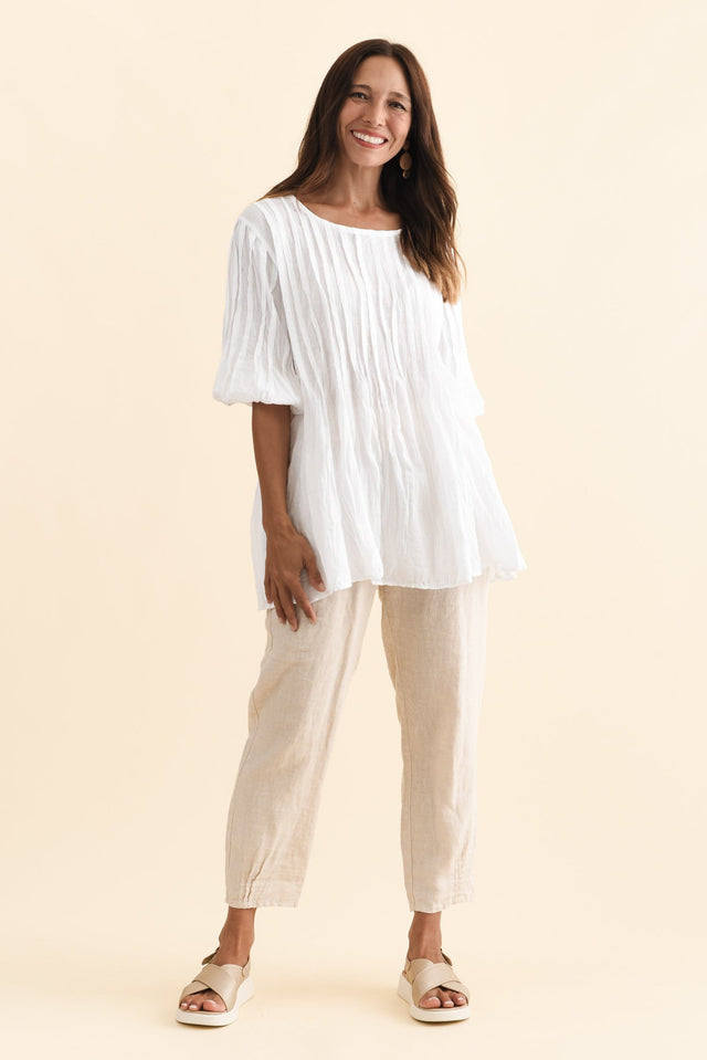 Selma White Crinkle Cotton Top,Brunette model,alt text|model:Cara image 8