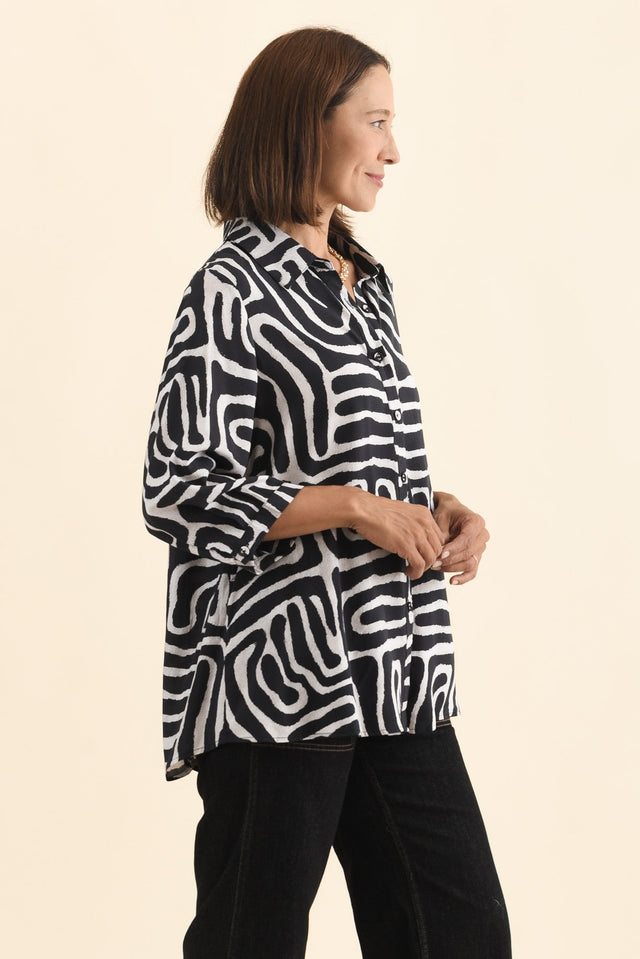 Shanae Black Abstract Collared Shirt,Brunette model,alt text|model:Cara image 5