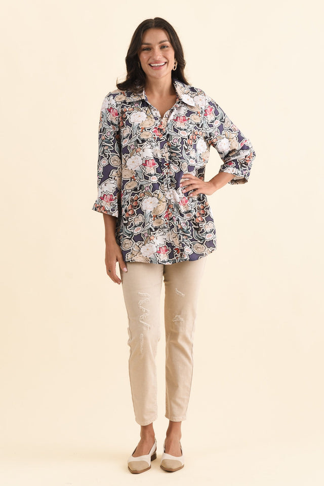 Shanae Navy Garden Collared Shirt,Brunette model,alt text|model:Brontie image 8
