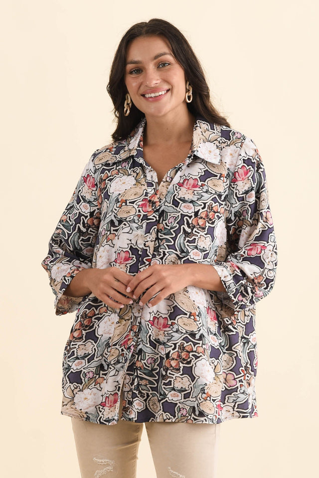 Shanae Navy Garden Collared Shirt,Brunette model,alt text|model:Brontie image 3