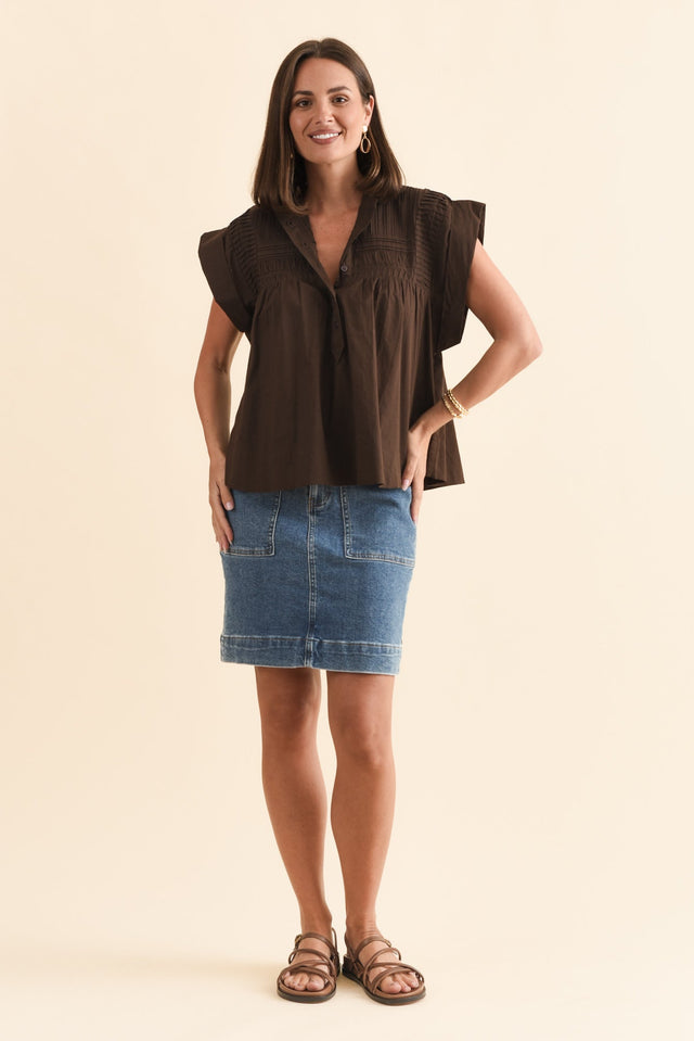 alt text|model:MJ image 3