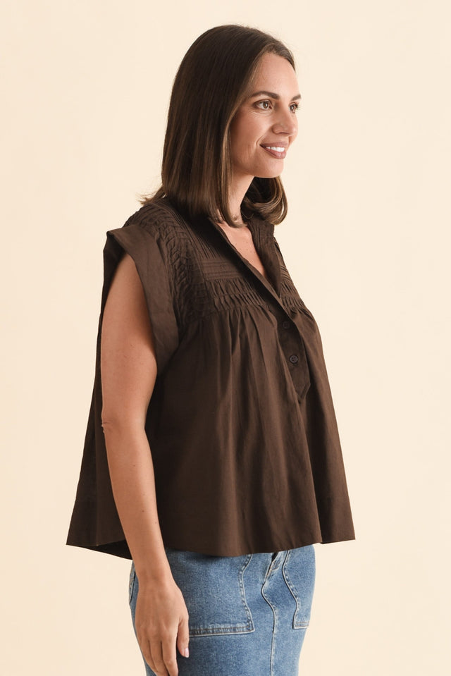 alt text|model:MJ image 4