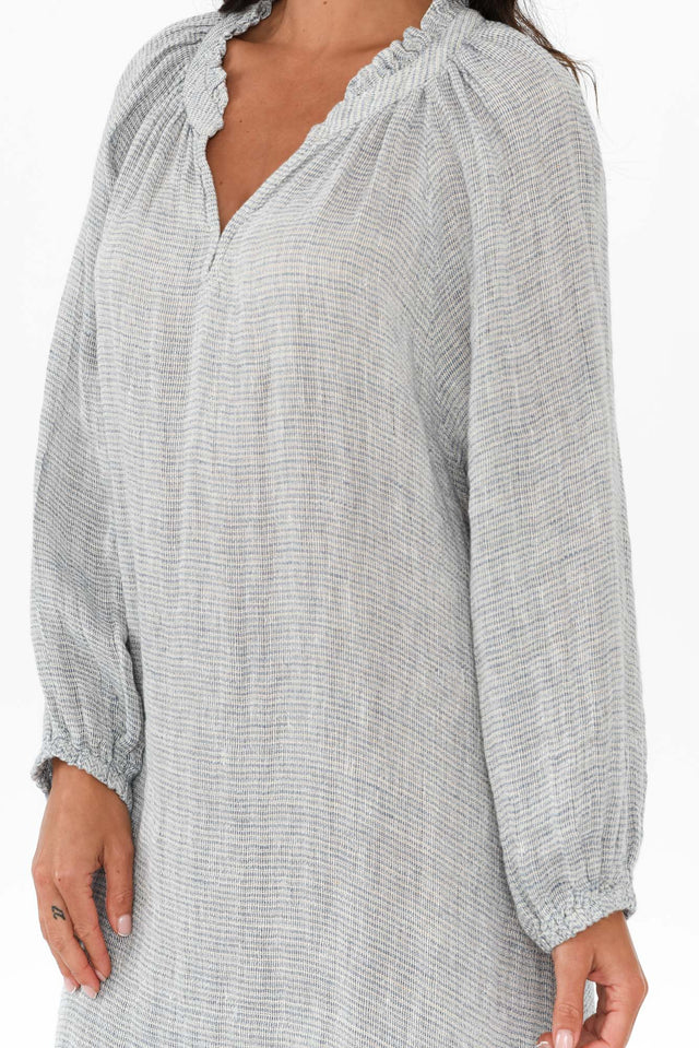 alt text|model:Brontie image 6