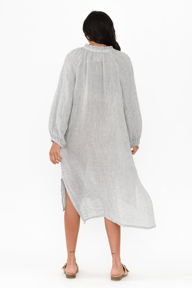 alt text|model:Brontie image 5