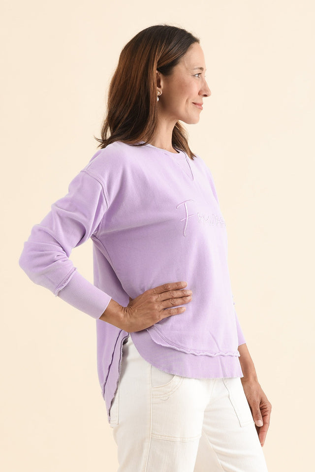 Signature Lilac Cotton Crewneck Sweatshirt,Side,Brunette model,alt text|model:Cara image 3