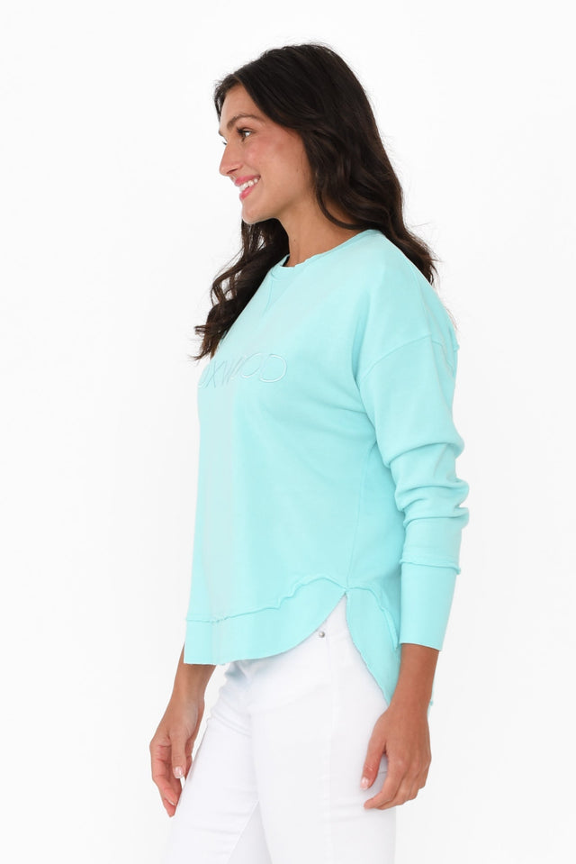 alt text|model:Brontie image 5