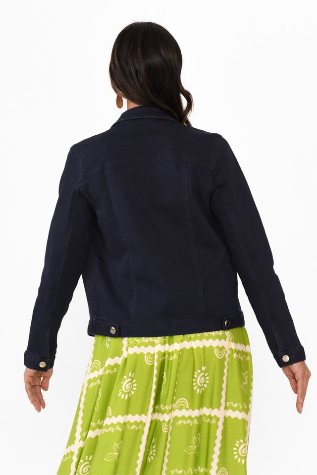 alt text|model:Cara image 7