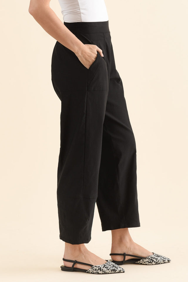 SmartFlex Black Barrel Pants,Side,Brunette model,alt text|model:MJ image 3