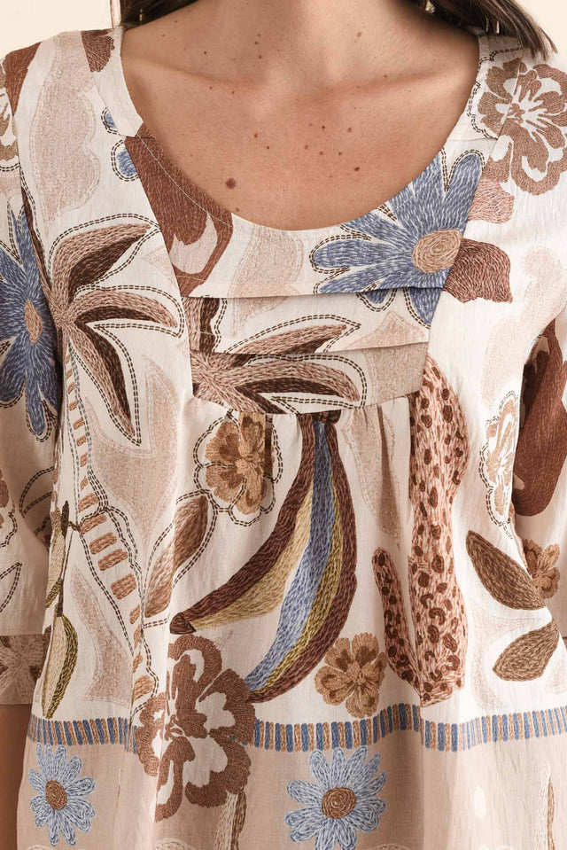 Solis Brown Jungle Cotton Blend Top,Detail,Brunette model,alt text|model:MJ image 5