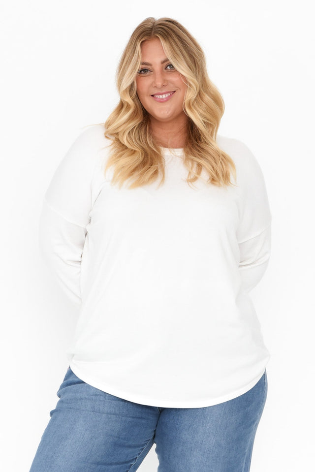 plus-size,curve-basics,curve-tops,plus-size-sleeved-tops,plus-size-basic-tops,plus-size-winter-clothing,curve-knits-jackets,plus-size-jumpers, alt text|model:Caitlin image 10