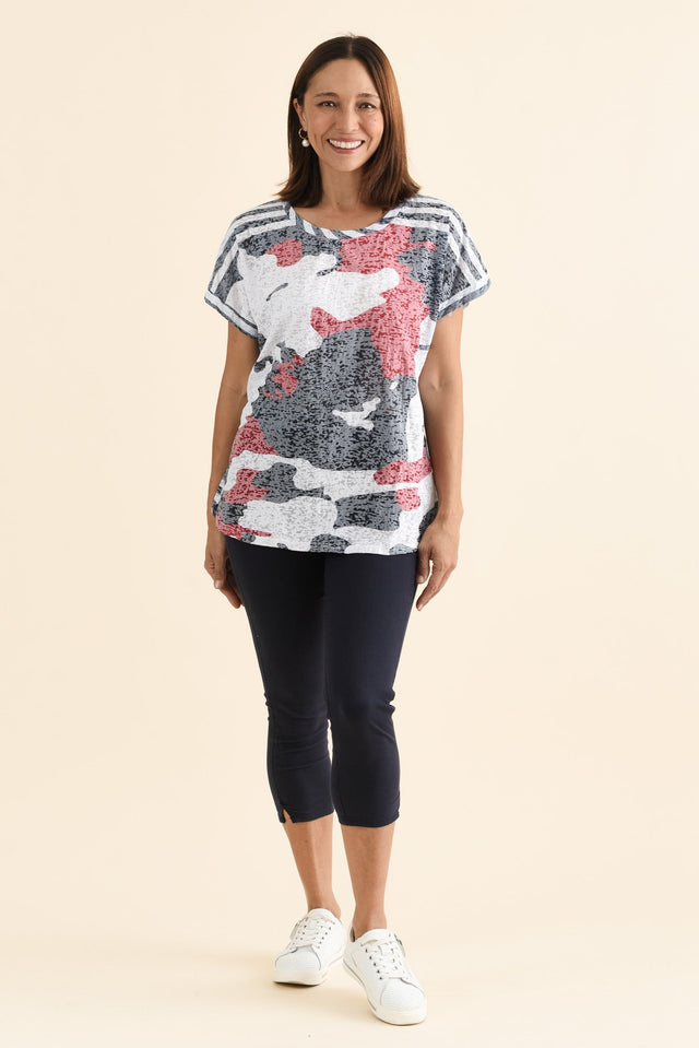 Sorelle Navy Abstract Cotton Blend Tee,brunette model,Full Outfit,alt text|model:Cara image 6