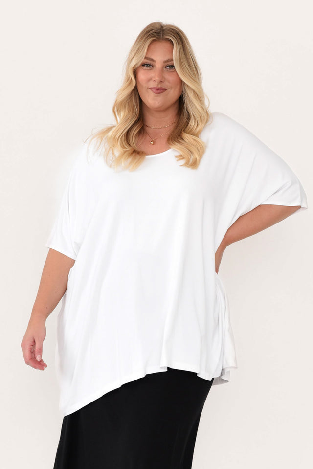 plus-size,curve-tops,plus-size-sleeved-tops,plus-size-tunics,alt text|model:Caitlin image 12