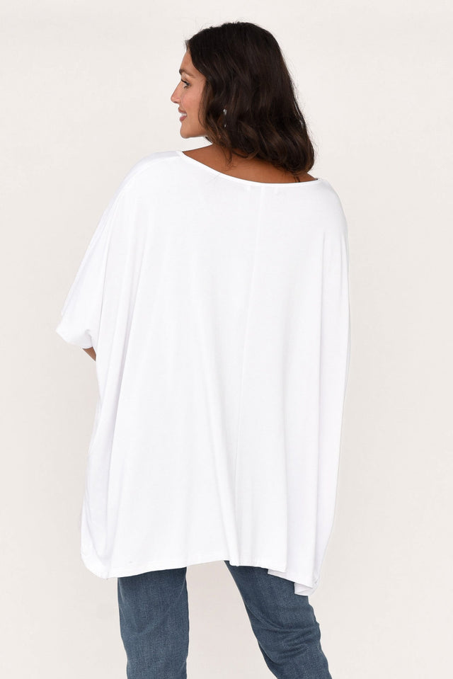 Sorronda White Bamboo Batwing Top,Brunette model,alt text|model:Brontie image 11