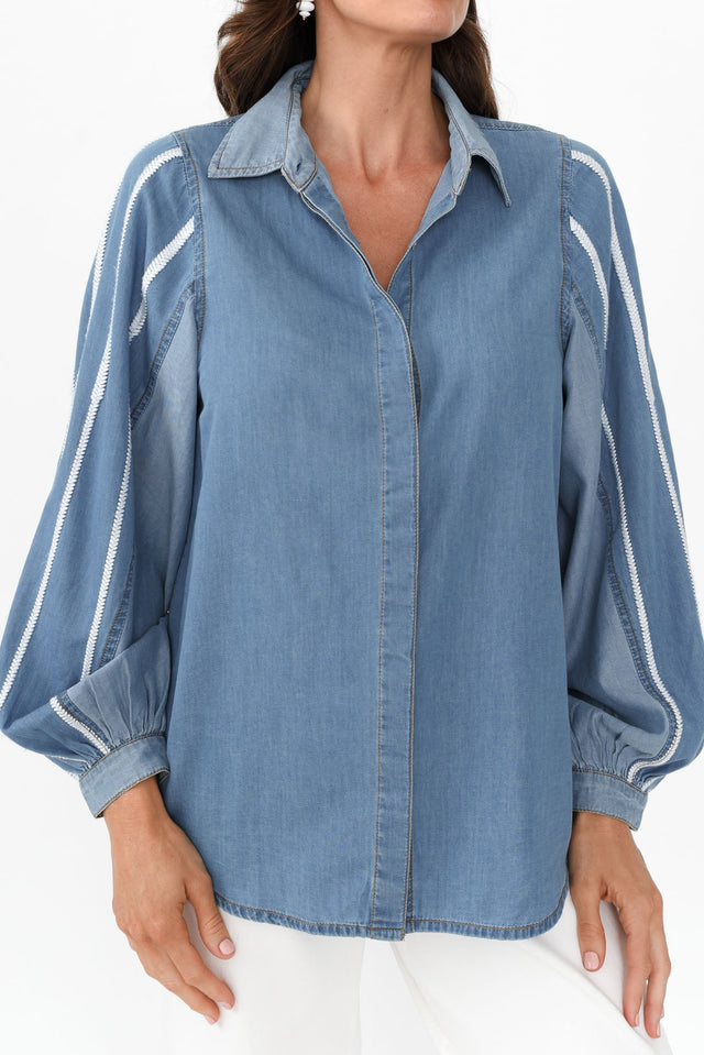 Stella Blue Denim Shirt,Brunette model,alt text|model:Elouise image 5