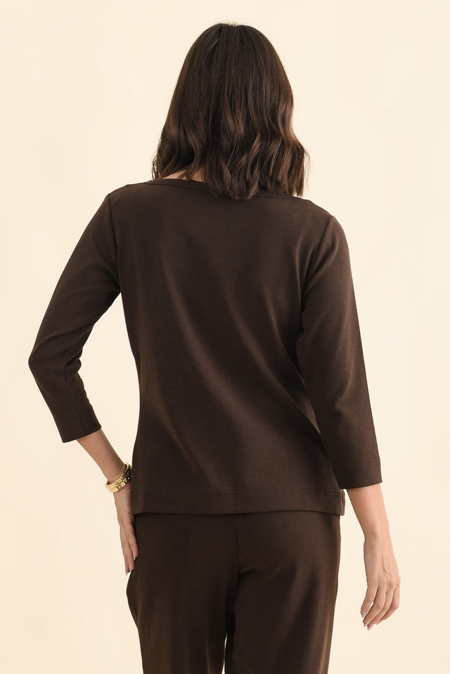 SuedeLuxe Chocolate 3/4 Sleeve Top,Brunette model,alt text|model:MJ image 5
