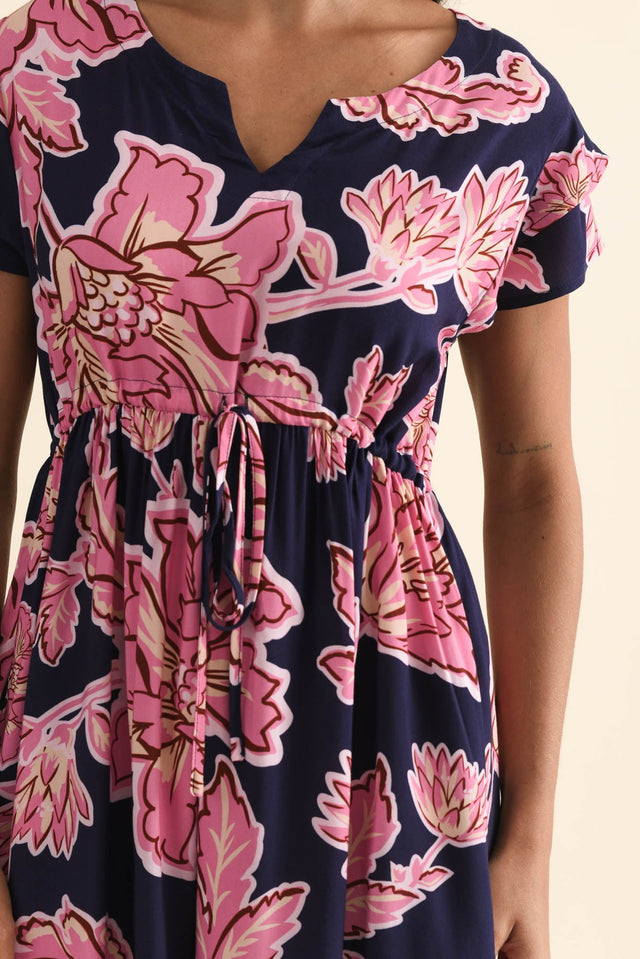 alt text|model:Brontie image 7