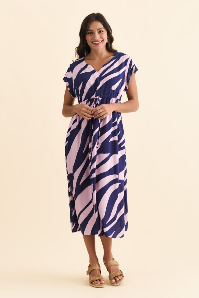 alt text|model:Brontie image 6