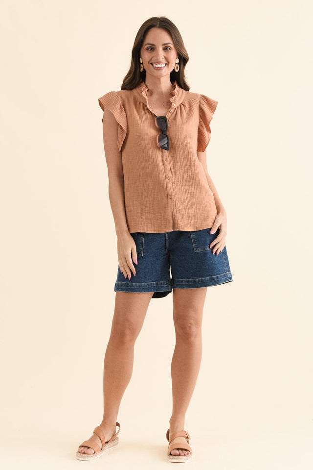 Taris Natural Cotton Ruffle Blouse,Full Body,Brunette model,alt text|model:MJ image 2