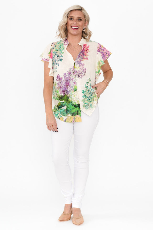 Tierra Wisteria Alba Linen Blend Top,alt text|model:Brooke image 7