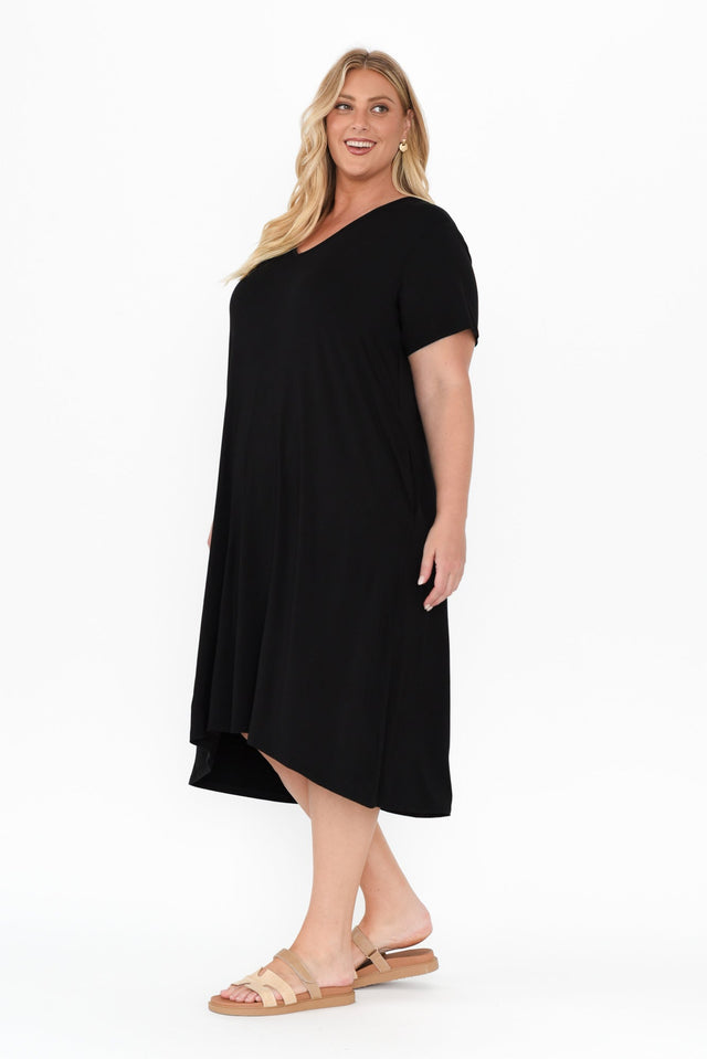 Tiffany Black Bamboo Tee Dress,Blonde model,alt text|model:Caitlin image 11