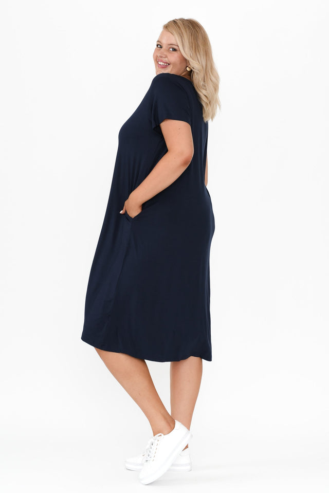 Tiffany Navy Bamboo Tee Dress,Blonde model,alt text|model:Shandre image 9