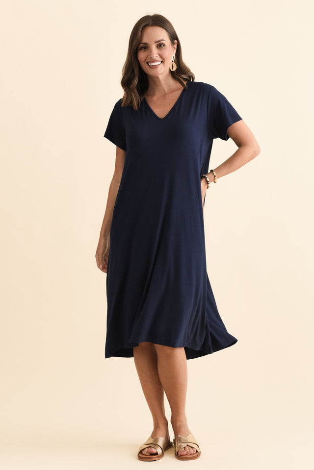 Tiffany Navy Bamboo Tee Dress,Brunette model,alt text|model:MJ image 7