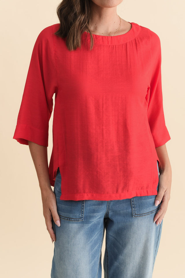 Tommy Red Side Split Top,Brunette model,alt text|model:MJ image 6