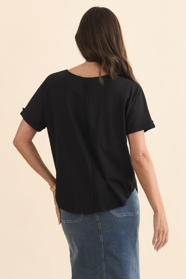 Toronto Black Cotton Tee,Brunette model,alt text|model:MJ image 5