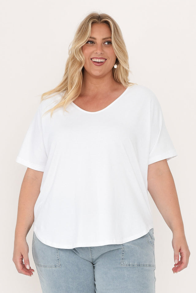 alt text|model:Caitlin image 13