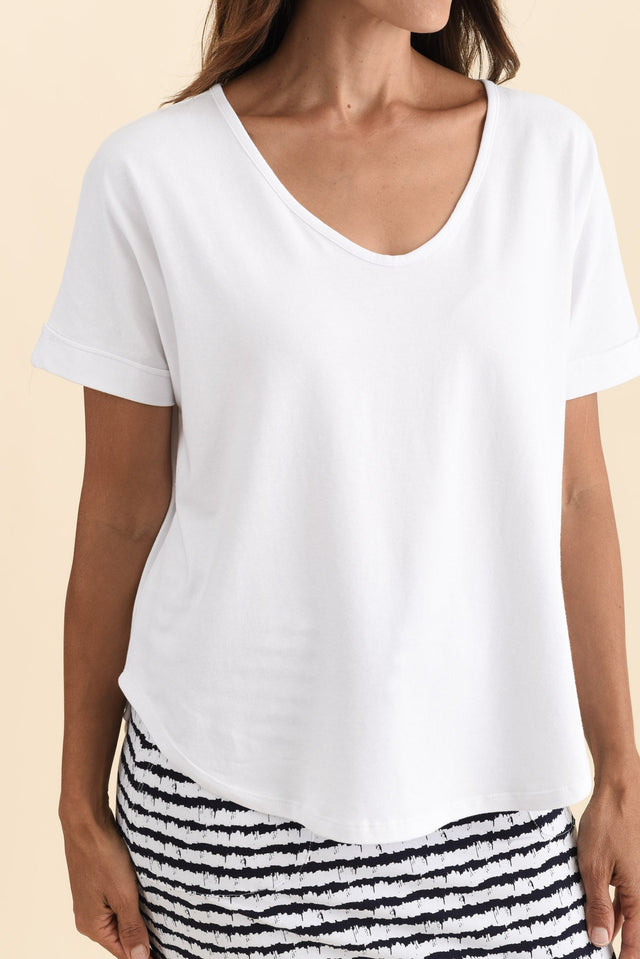 Toronto White Cotton Tee,Brunette model,alt text|model:Cara image 7