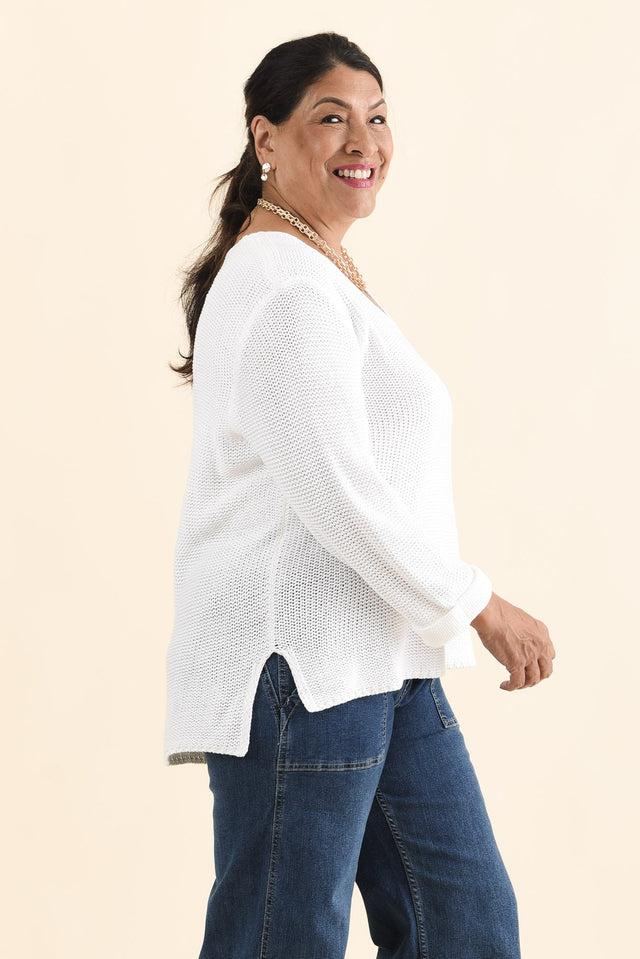 Toulouse White Cotton Jumper,Brunette model,alt text|model:Pilita image 11