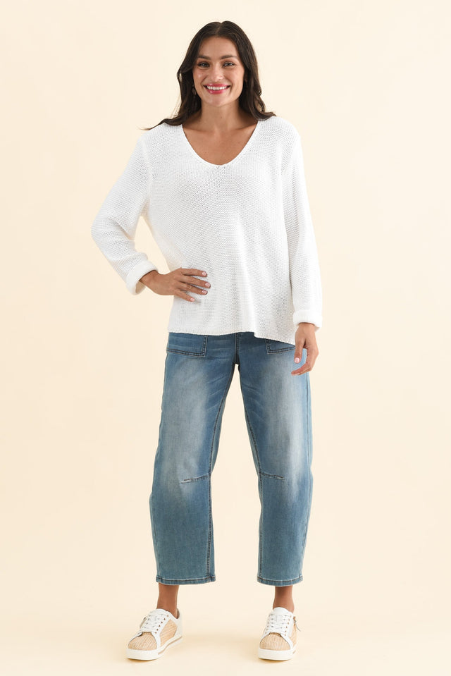 Toulouse White Cotton Jumper,Brunette model,alt text|model:Brontie image 8