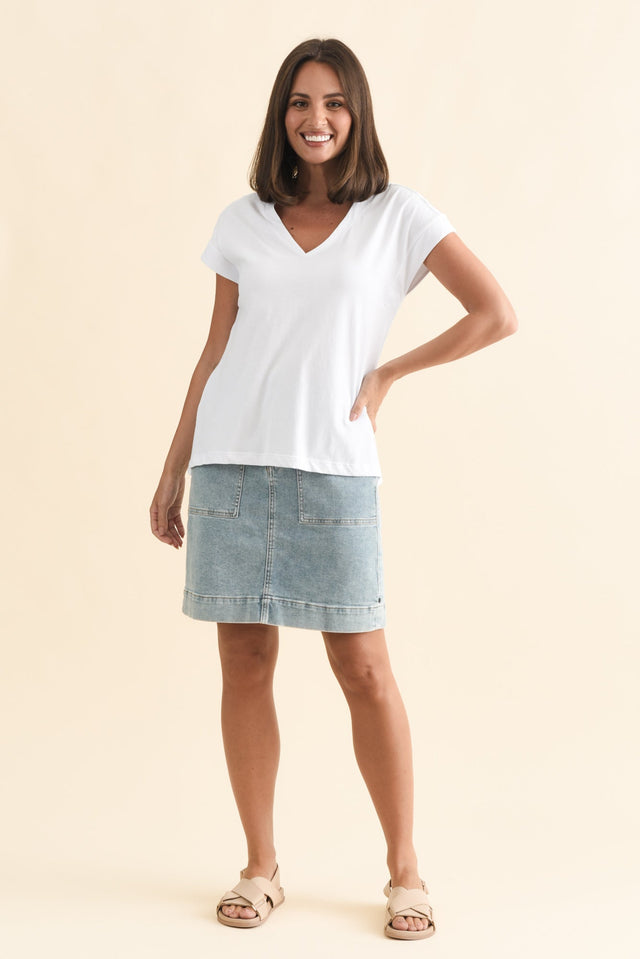 alt text|model:MJ image 7