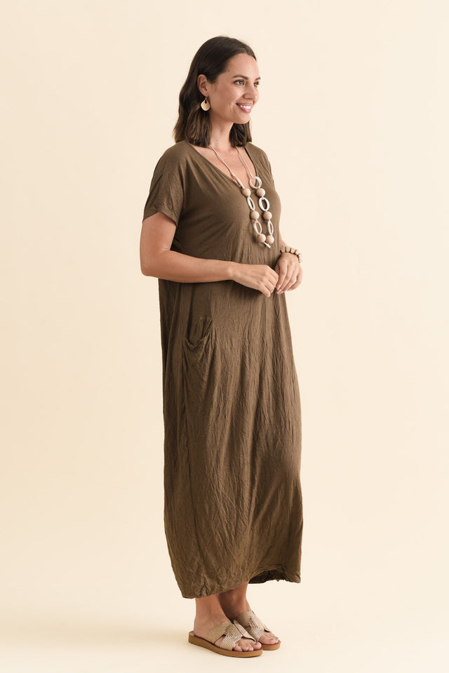 alt text|model:MJ image 4