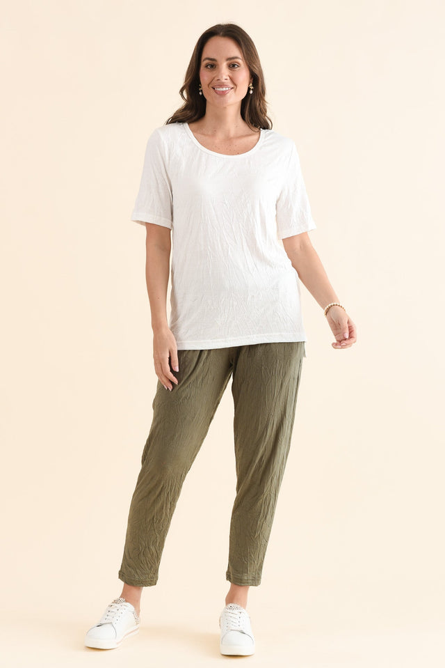 Travel No-Iron White Scoop Neck Top,Full Body,Brunette model,alt text|model:MJ image 6