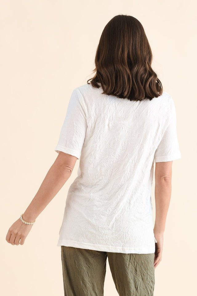 Travel No-Iron White Scoop Neck Top,Back,Brunette model,alt text|model:MJ image 4