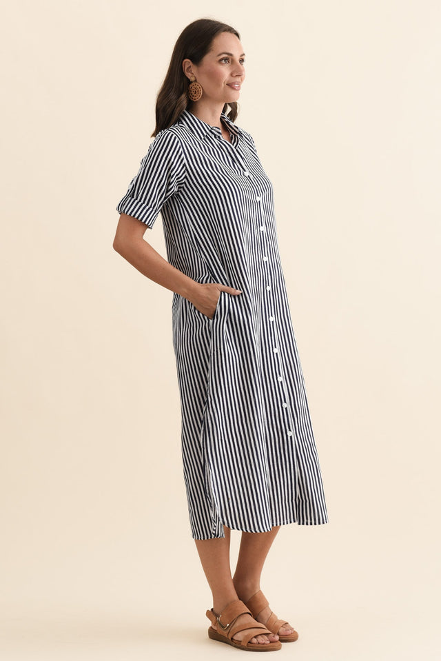 alt text|model:MJ image 4