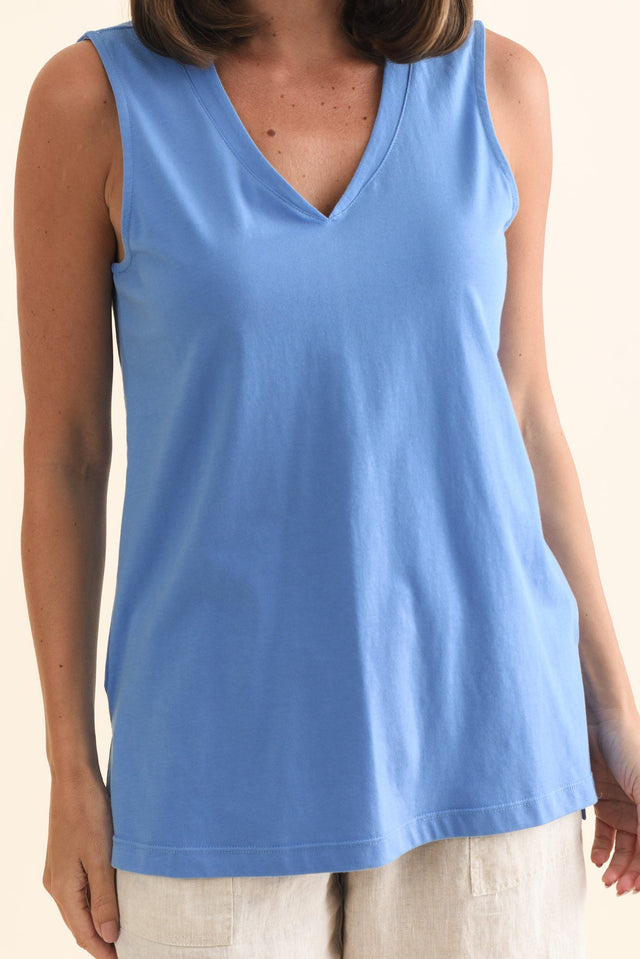 alt text|model:MJ image 7