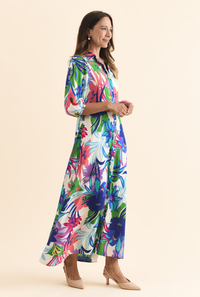 alt text|model:Cara image 5