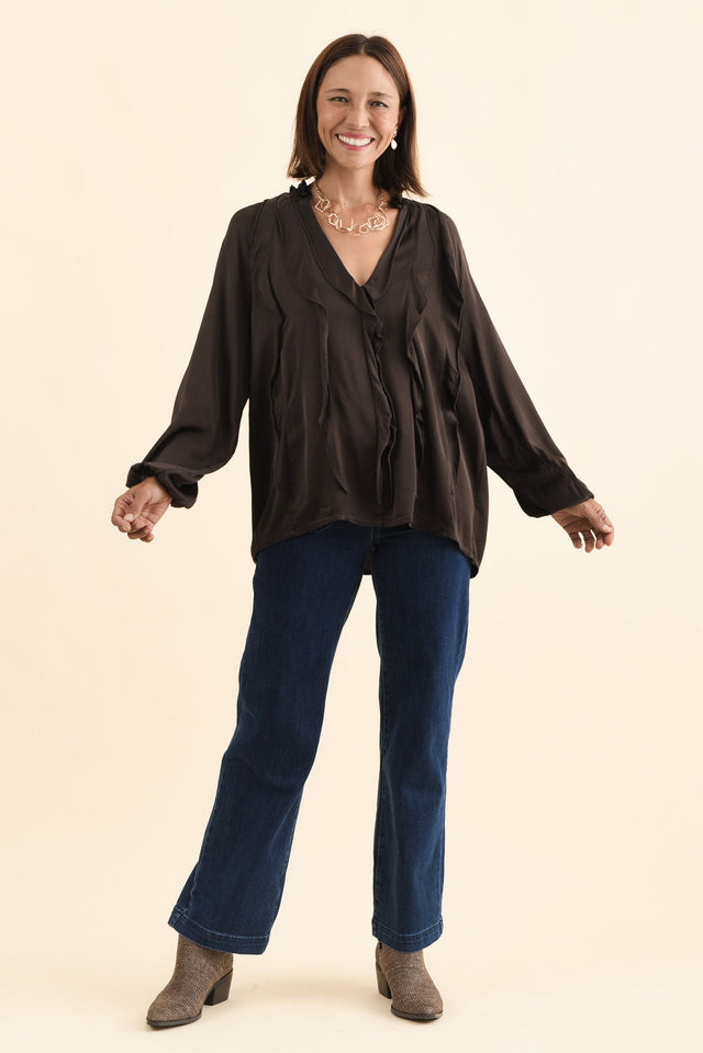 Trove Chocolate Silk Ruffle Top,Brunette model,alt text|model:Cara image 7